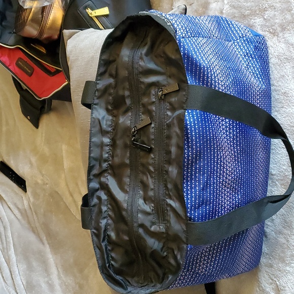 Reebok zippered gym bag - Picture 5 of 8